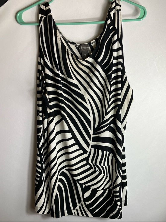 Travelers by Chico's Tops - Trendy Zebra-Stripe Sleeveless Tank Top - Anacara - Black & White